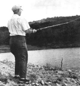 La pesca con cometa es un antiguo arte asi&aacute;tico que se est&aacute; popularizando por todo el mundo. Con cometas puede usted lanzar el se&ntilde;uelo a cualquier distancia - si los vientos le son favorables 